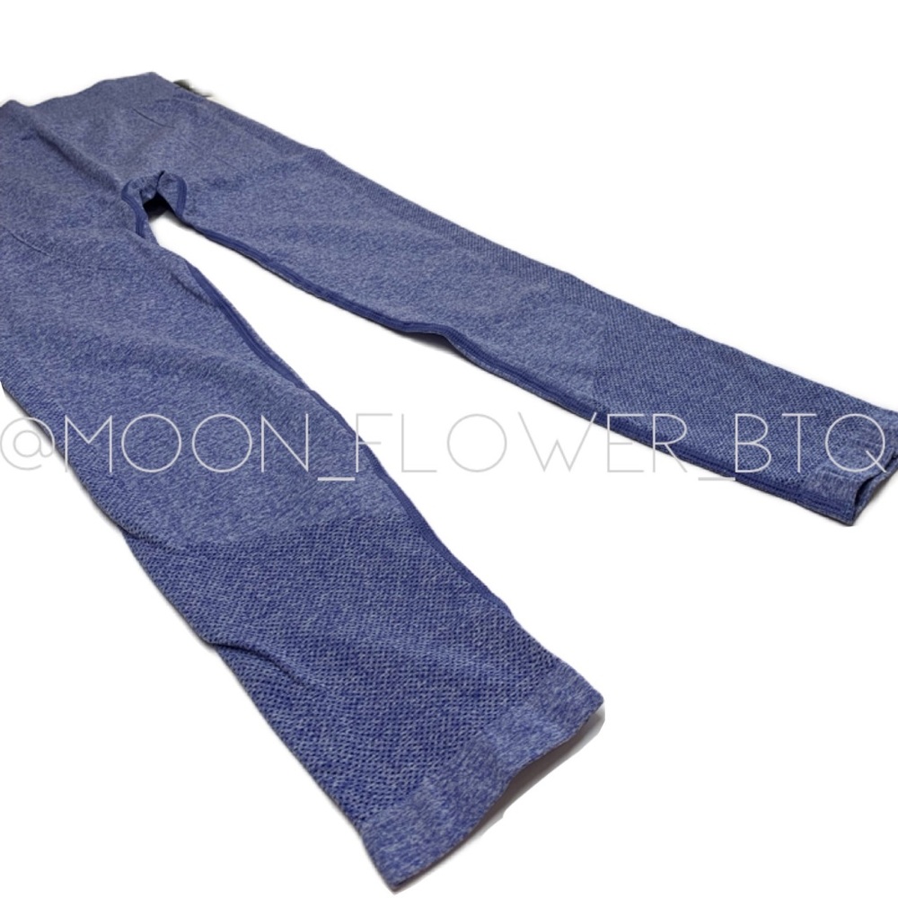 PrettyLittleThing Blue Sport Contour Cut Out Seamless Leggings - Picture 4 of 16